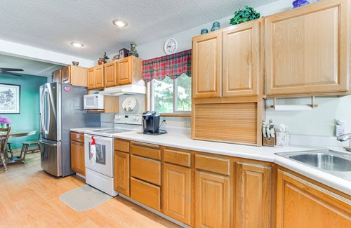 Agency Village House | Big Stone Lake Retreat ~ 7 Mi to Browns Valley!