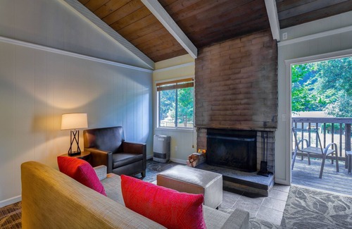 Big Sur Hotel | Big Sur Lodge