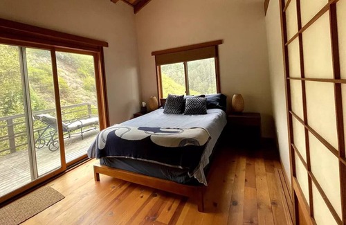 Big Sur House | Big Sur Property with Ocean View - 30+ days only