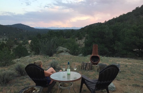 Cotopaxi Cabin | Big Tiny in the Sangres Mountains Off-grid location with lot's of charm!