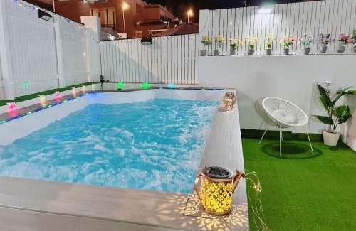 Puerto Rico Apartment | Big Villa Puerto Rico streetfront with private saltwater jacuzzi pool, BBQ, kitchen & 3 terraces near shopping center