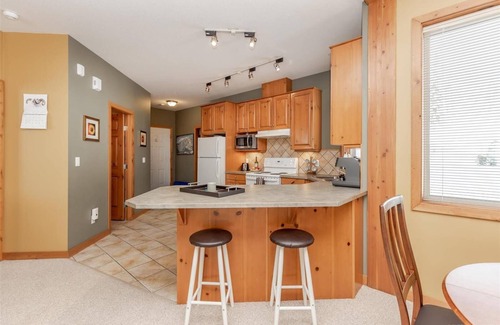 Big White Ski Resort House | Big White Location Location