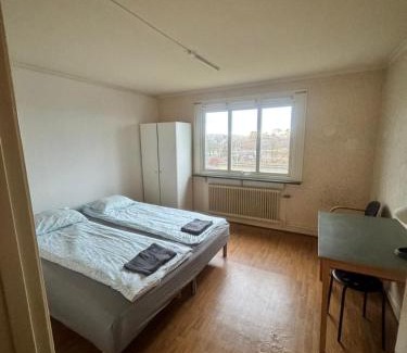 Save Villa | Big Workers House Near Volvo 15 beds