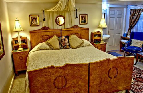 Cedar City Bed & Breakfast | Big Yellow Inn
