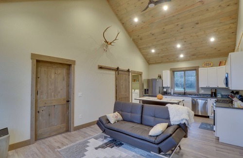 Woods Bay Cottage | Bigfork Cottage w/Lake Views: 5 Mi to Downtown