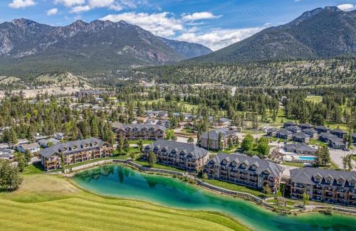 East Kootenay Hotel | Bighorn Meadows Resort