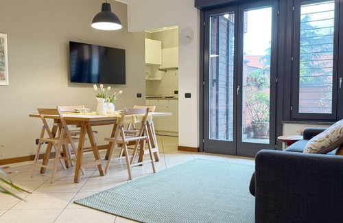 Precotto Apartment | Bigiogera Home - 20 mins from Duomo