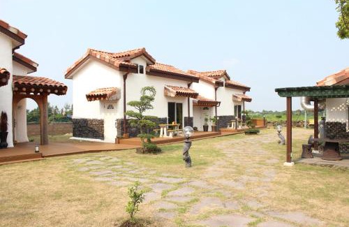 Pyeongdae-ri House | Bijarim Midam Pension