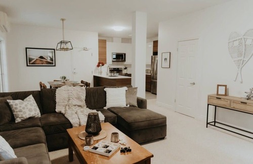 Saint-Faustin-Lac-Carre Condo | Bike & Ski In/Out RodeoFest, Fall color festival