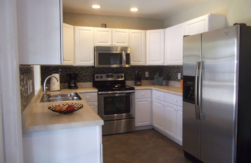 Naples Park House | Bike to beach! Heated pool, pet-friendly. Summer 2025 sale!