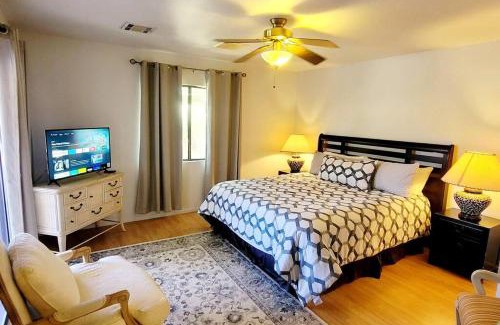 Indio House | Bikini & Martini on Palm Meadows Drive