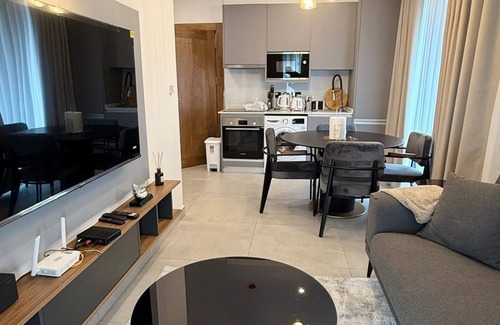 Roman Ridge Apartment | Bilans Apartments