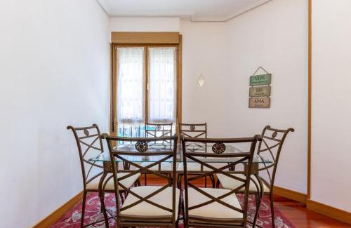 Barakaldo Apartment | Bilbao BEC with parking by Aston Rentals