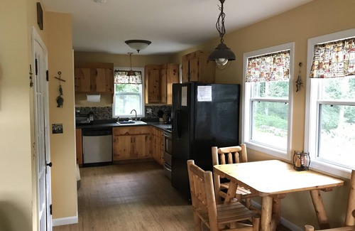 Glasgo Cottage | Billings Lake Waterfront Cottage
