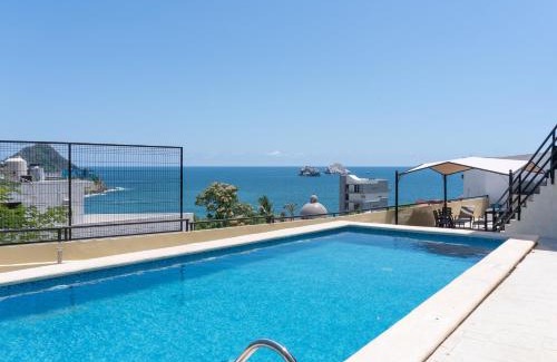 Balcones de Loma Linda Apartment | Billion dollar View with Private Terrace