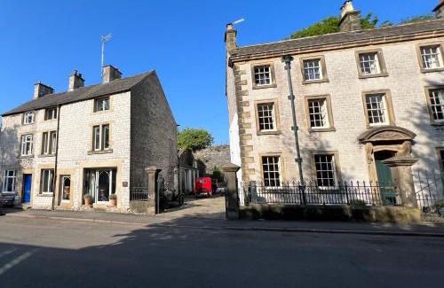 Tideswell House | Billy Whiskey's