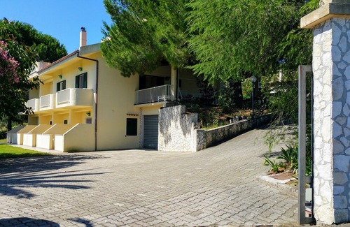 Montincello House | Bilocale 4 ospiti- 4 in Vieste