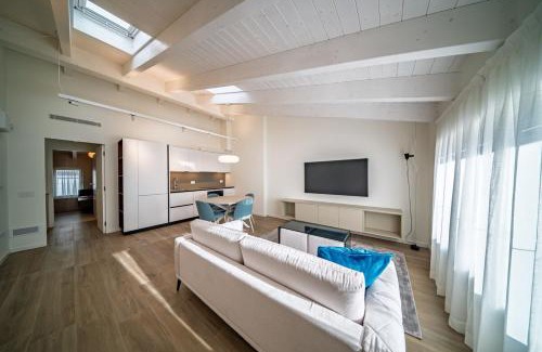 Treviglio Apartment | Bilocale Vitruviano Treviglio Milano Upper Stay