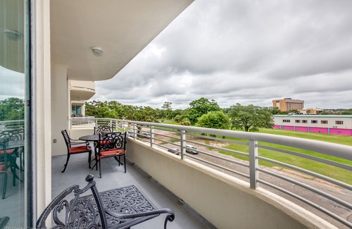 Biloxi Condo | Biloxi beach condo overlooking the beautiful Gulf of Mexico