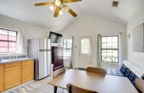 Biloxi House | Biloxi Resort Cottage with Pool and Lake Access!