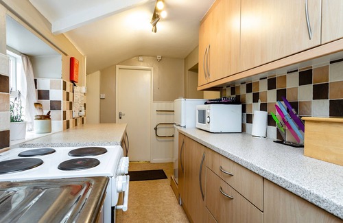 Lesbury Cottage | BILTON FARM COTTAGE NO1, pet friendly, with a garden in Alnmouth