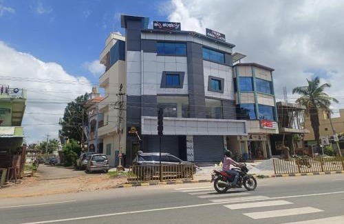 Tumkur Hotel | BILVA COMFORTs TUMKUR