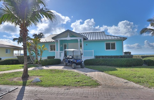 Alice Town House | Bimini Beachfront Home