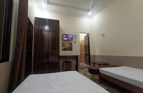 Mirpur House | Bin-Umar Guest House
