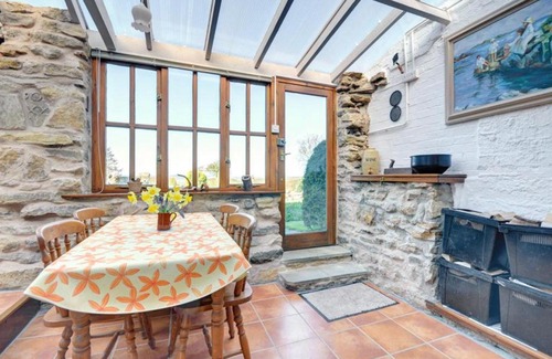 Scarborough House | Binkleys Cottage