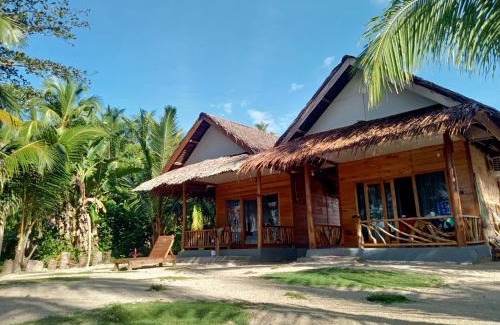 Katiet Villa | Bintang Left Homestay Mentawai