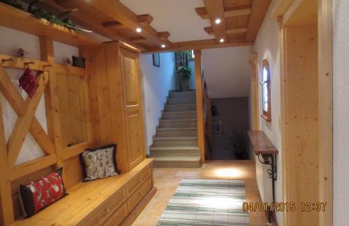 Hintersee House | Bio-Bauernhof Vordergrubenbach - Familie Oberascher
