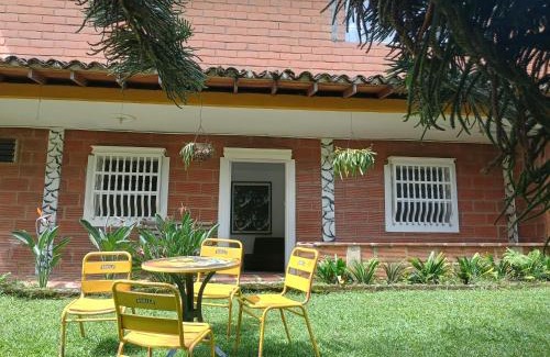 Guarne Hotel | BioHotel Ecohouse