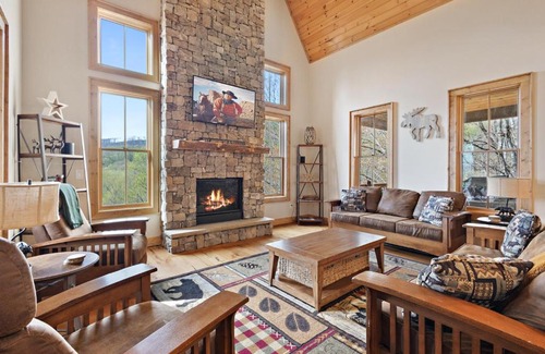 Banner Elk House | Birch and Squirrel Lodge