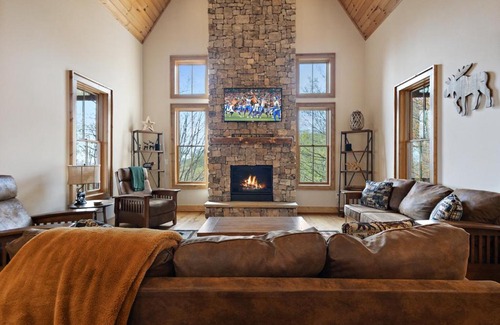 Banner Elk House | Birch and Squirrel Lodge