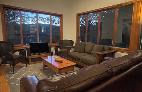 L'Amable Cottage | Birch Bark Canoe Lucerne Lake Cottage is beautiful pet friendly & near Bancroft