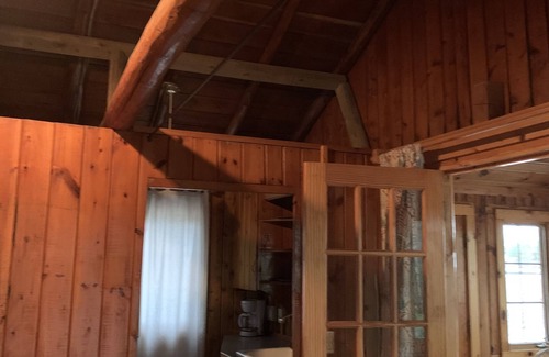 Tawas City Cottage | (Birch Cabin) Waterfront 2 Bed 1 Bath Cottage - Pets OK