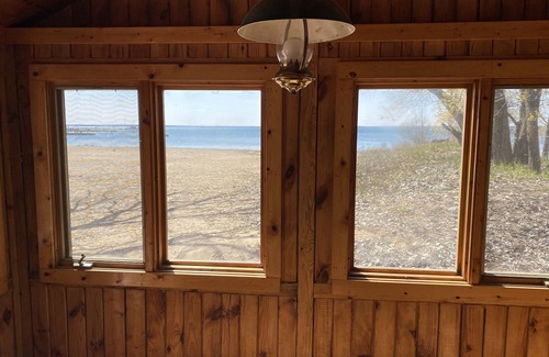 Tawas City Cottage | (Birch Cabin) Waterfront 2 Bed 1 Bath Cottage - Pets OK