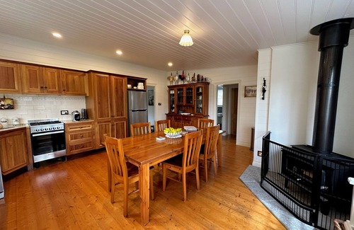 Koroit Cottage | Birch House Koroit - Peaceful, Tranquil & Relaxing