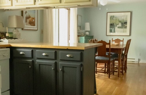 Gills Rock Apartment | Birch Isle Cottage- Serenity in Northern Door
