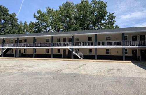 Newport News Hotel | Birchwood Suites