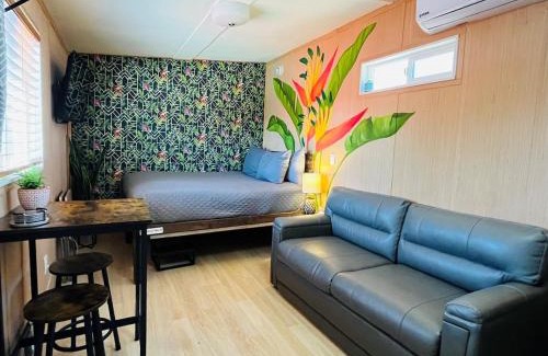 Granite Hills Apartment | Bird of Paradise Retreat with stunning mountain views