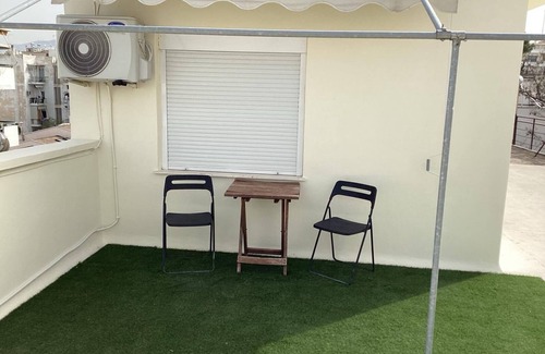 Papagou-Holargos Apartment | Birdhouse Apartment Athens