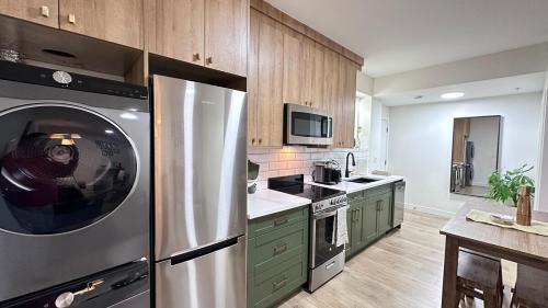 Mission Apartment | Birdie on the Hill