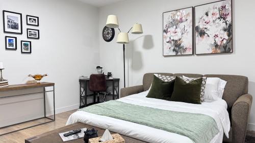 Mission Apartment | Birdie on the Hill