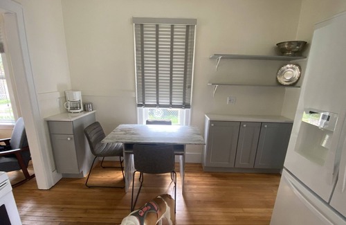 Livingston House | Birdies Bungalow on K street