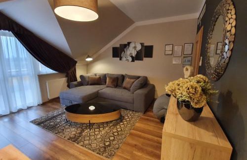 Bukfurdo Apartment | Birdland Panorama Apartman