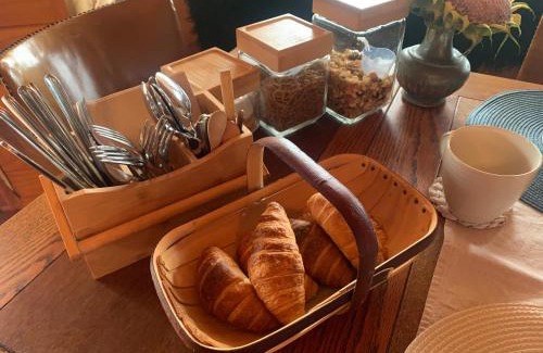 Charleston Cabin | Birds Ferry Lodge Luxury B&B