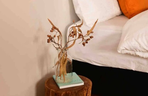 Mareeba Cottage | Birds Heaven Mareeba ‘Grevillea Retreat’