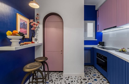 Bucharest City-Centre Condo | Birds of Paradise