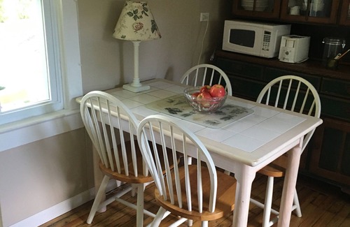Sea Girt House | Birdsong Cottage at The Ridgewood House - Private yard, walk to beach - Sea Girt